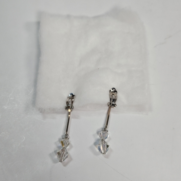 Vintage Crystal Beaded Drop Clip-on Earrings Laguna Aurora Borealis - Picture 6 of 6